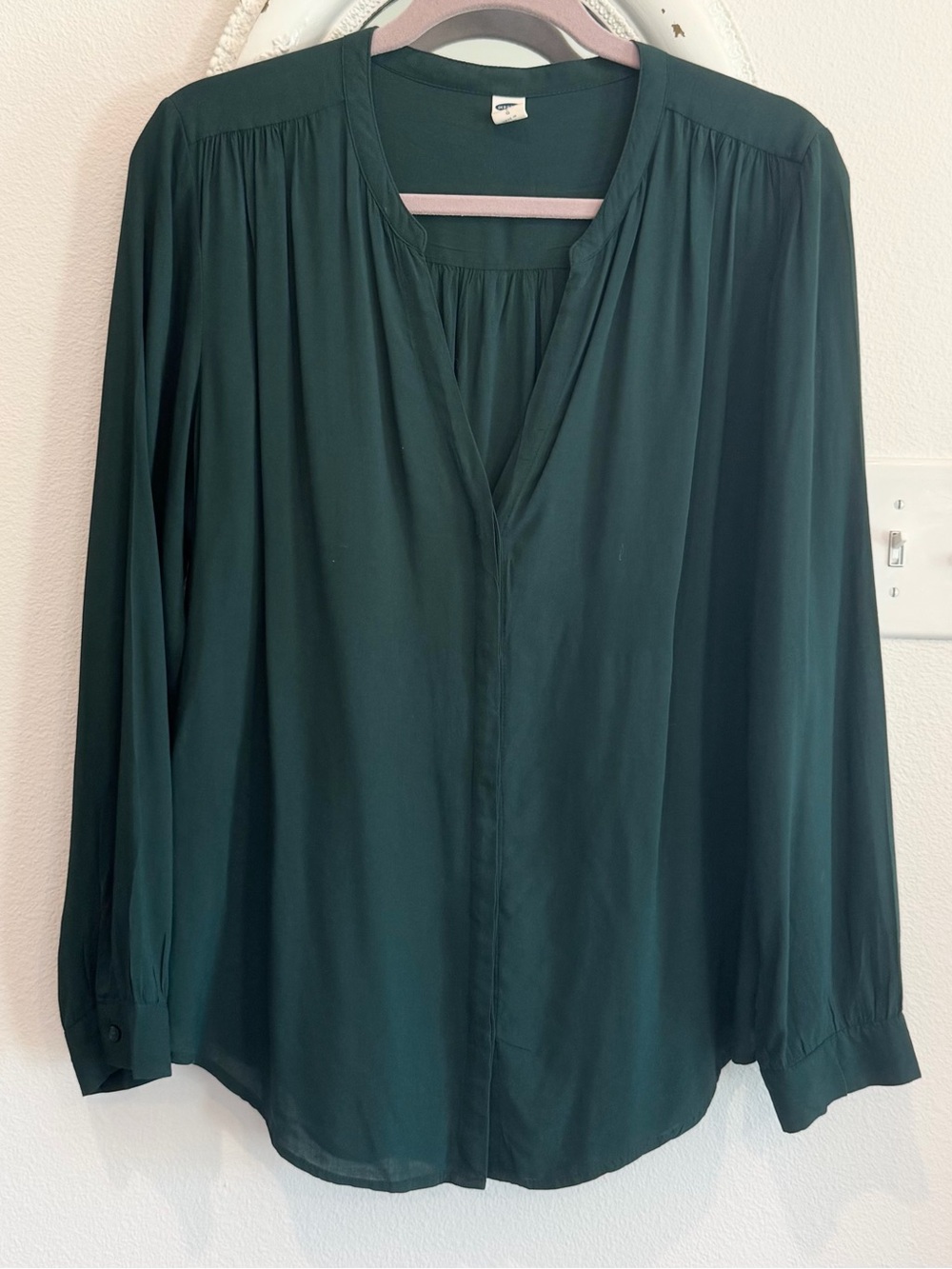 Old Navy Emerald Green Split Neck Button Down Long Sleeve Blouse L